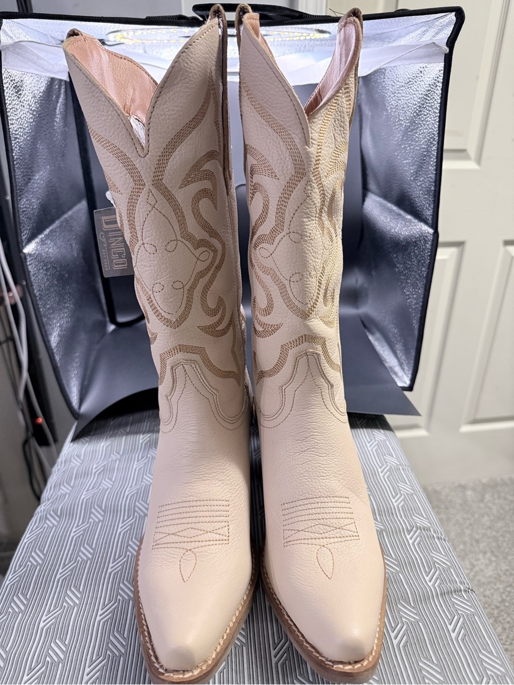 DINGO - Beige and Tan Western Boots
